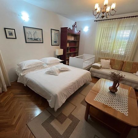 Apartman Mladenka San Pietro di Brazza Esterno foto
